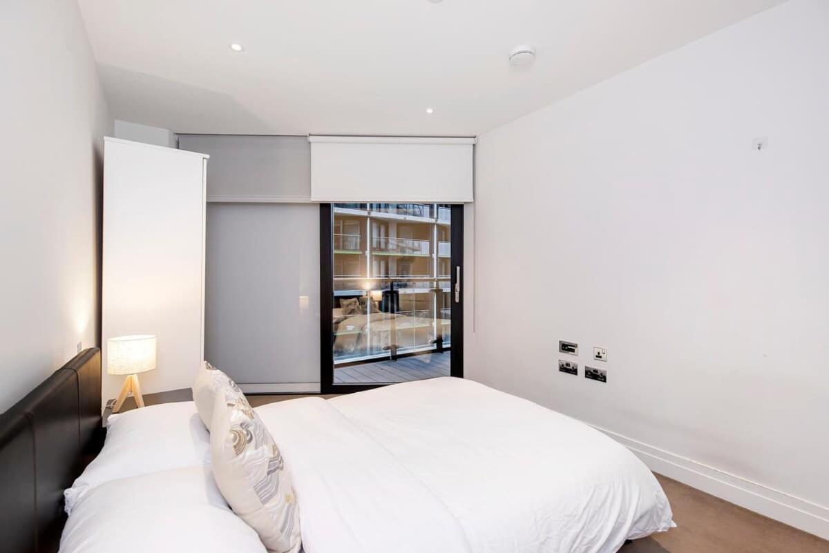 Stylish 2 Bed Close To Battersea Power Station Apartamento