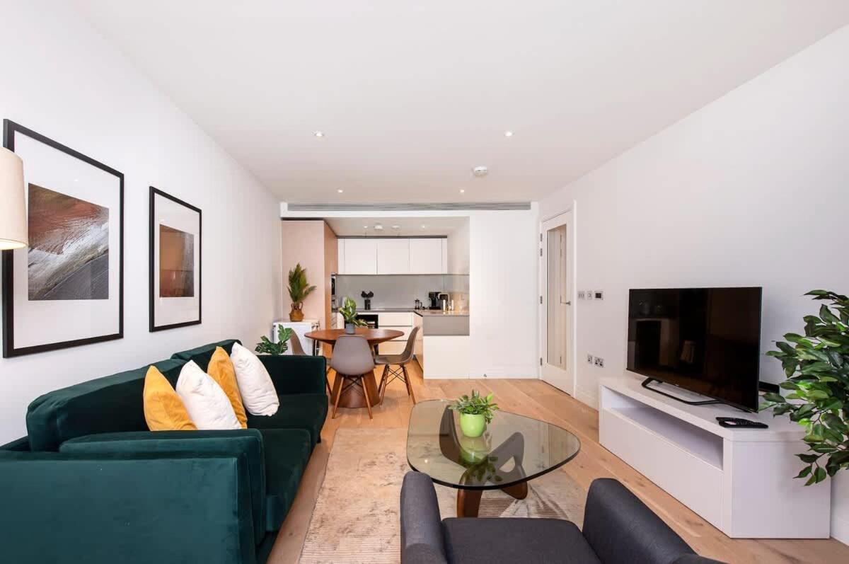 Stylish 2 Bed Close To Battersea Power Station * Londres